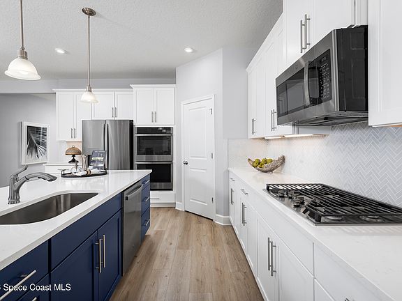 5th image of 2577 Bathery Dr NW