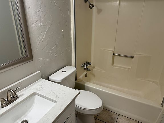Unit Photo