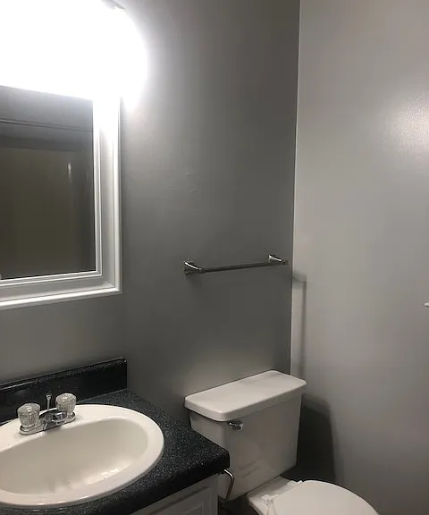 4400 Graceland Ct #4400 — Photo 17