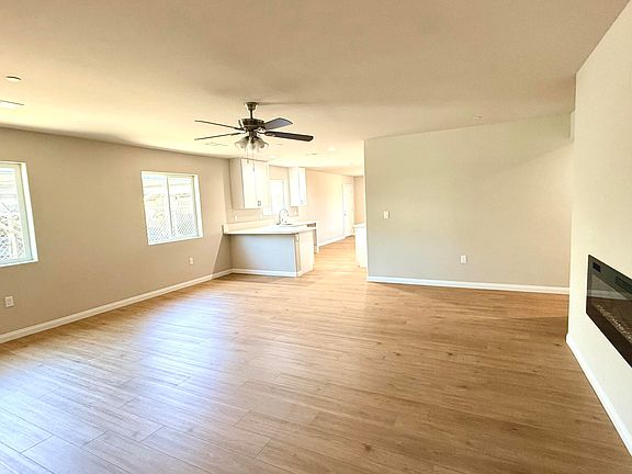 5th image of 23070 Lawson Avenue