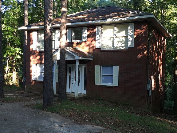 2nd image of 738 Tanglewood Ave