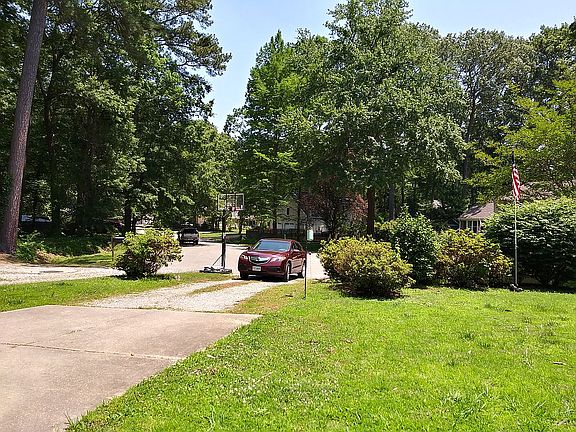 4th image of 118 Baldric Pl