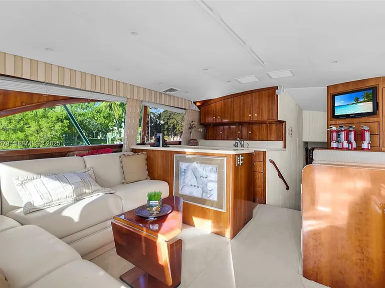 232 W Seaview Dr — Photo 62