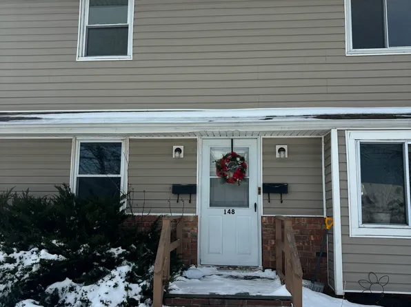 148 N 22nd St APT 1, Wyandanch, NY 11798