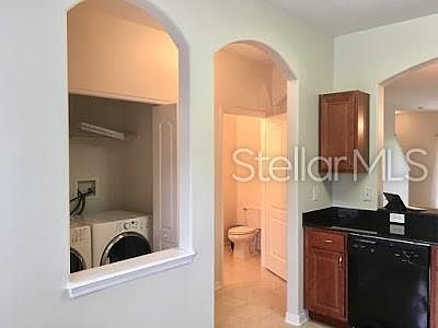 3rd image of 1043 Sleepy Oak Dr