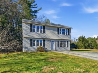 71 Goshen Drive, Loudon, NH 03307