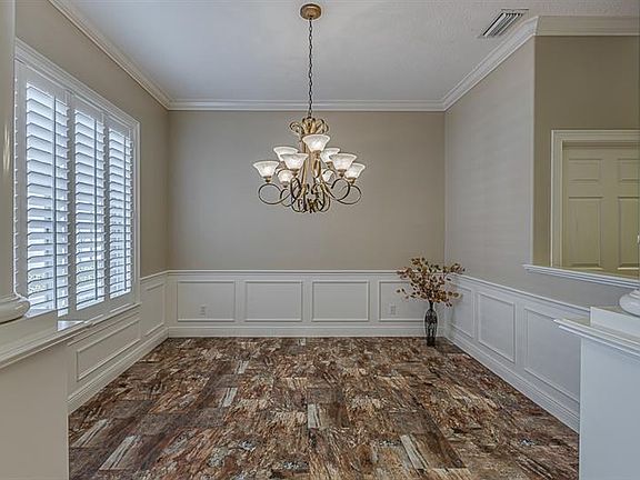5th image of 2468 Johnna Ct