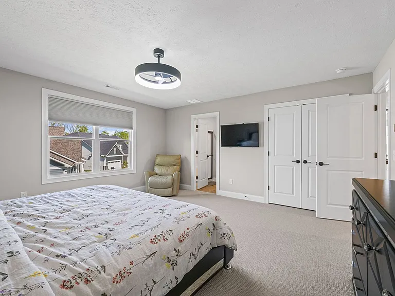 233 Lake Balaton Dr — Photo 19