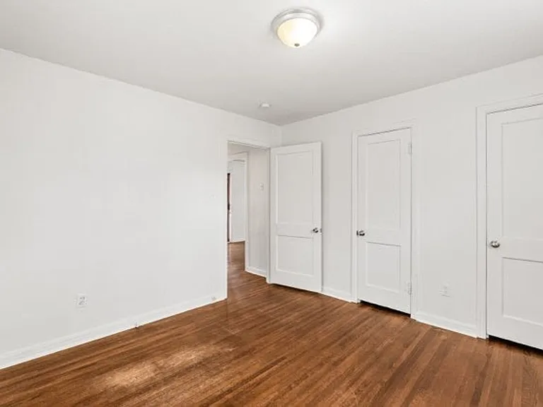 1511 W 23rd St — Photo 13