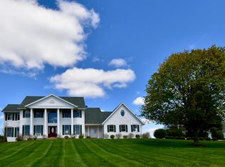 W5110 County Road B, Fontana, WI 53125