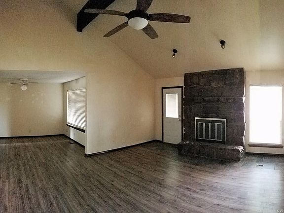 3rd image of 3100 E Louisville St