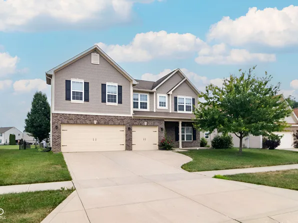 1497 Windborne Ln, Greenwood, IN 46143