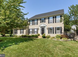 402 Wildman St NE, Leesburg, VA 20176