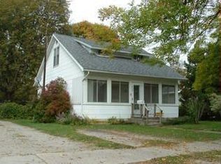 343 Wells St, Caro, MI 48723