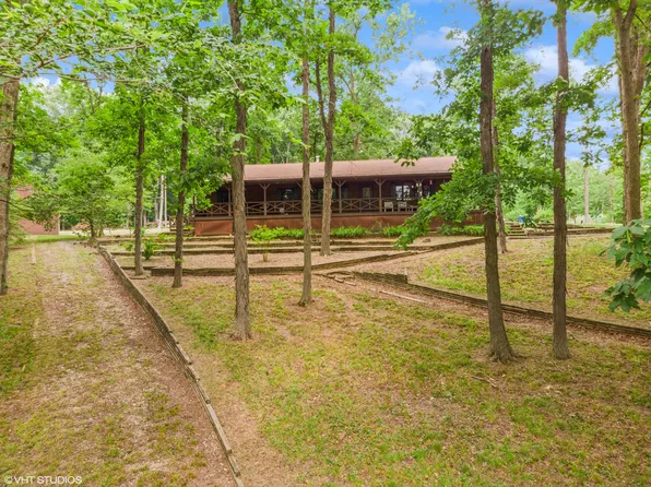 275 W 700 N, Valparaiso, IN 46385