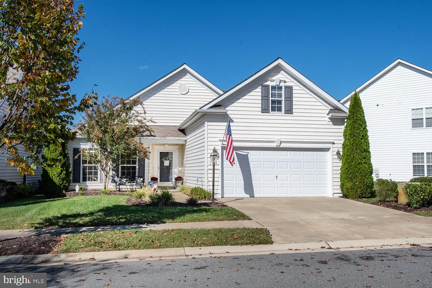 109 Concerto Ave photo 1