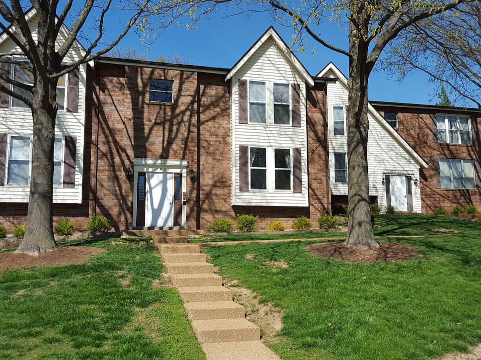 1st image of 10025 Puttington Dr APT C