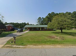 205 Culbreth St, Roseboro, NC 28382