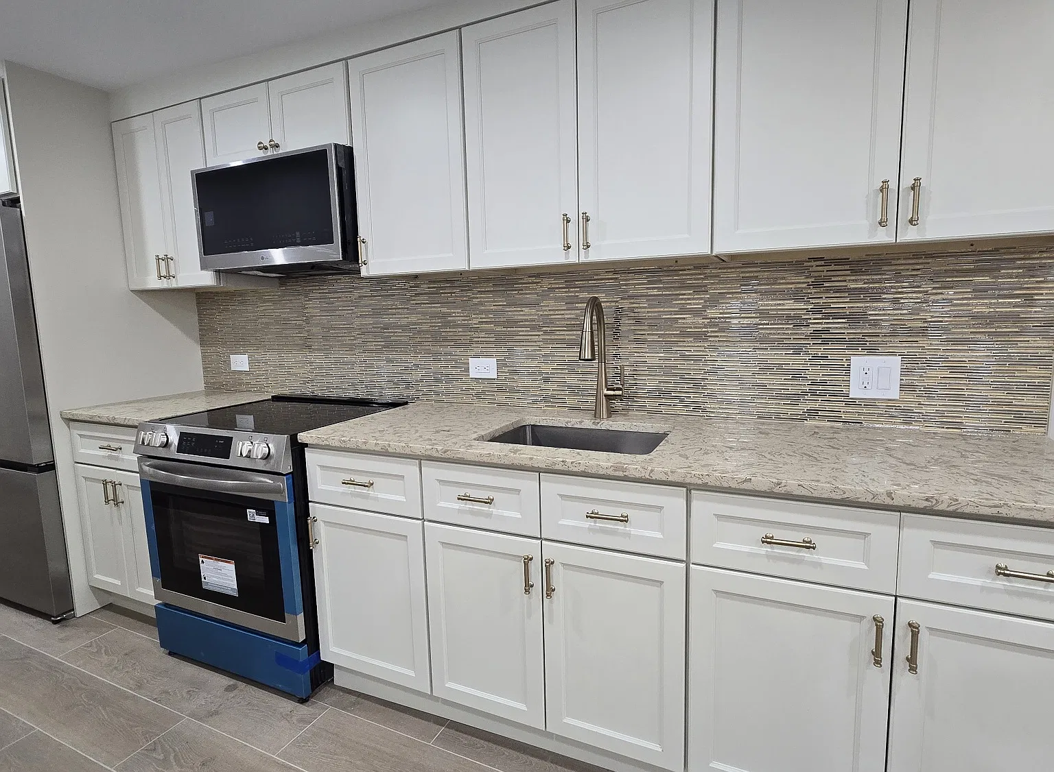3214 Tibbett Avenue — Photo 4