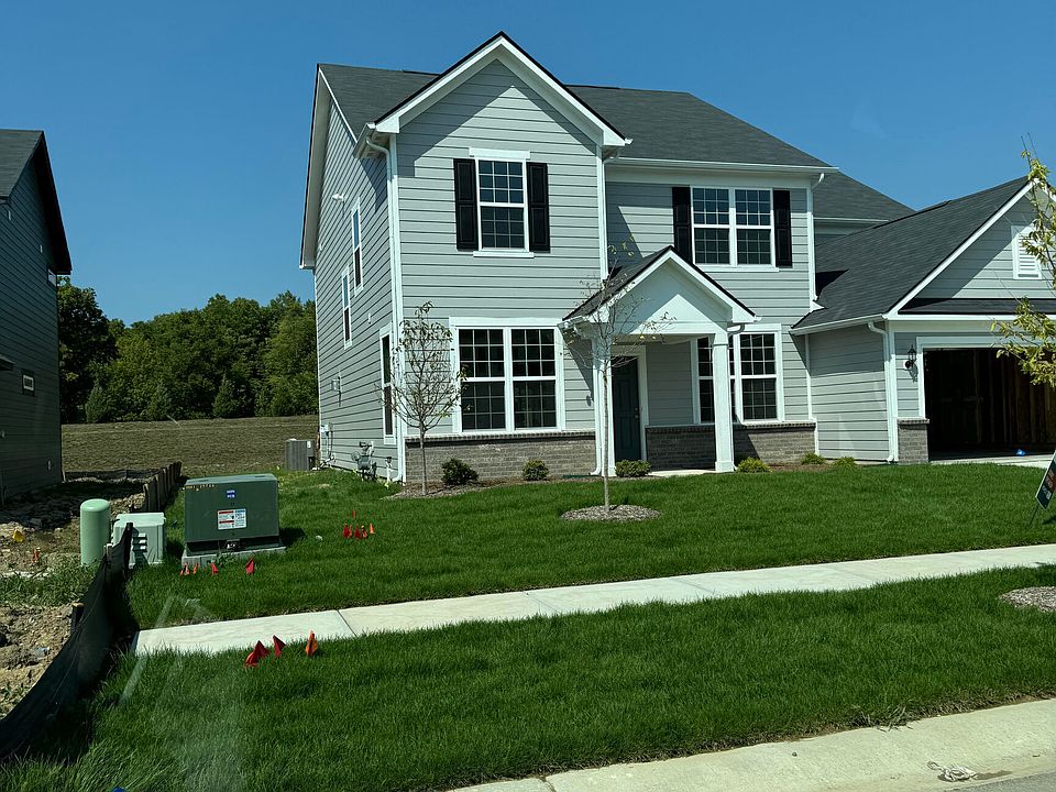 2nd image of 672 Cowley Dr