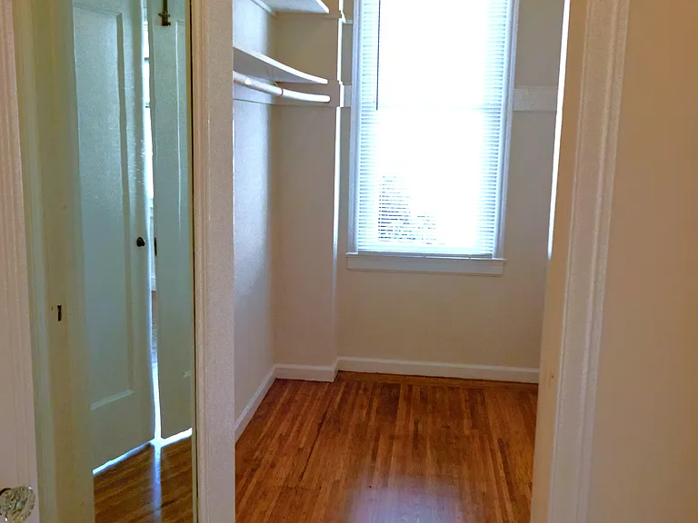 Walk-in closet
