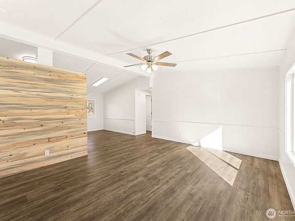 2nd image of 12801 227th Avenue E
