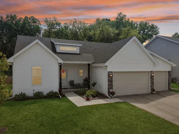 223 Cherry St, Edgerton, WI 53534