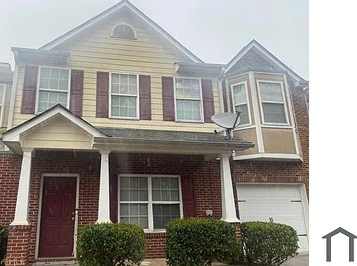 4 bed, 2100 sqft, $2,000 — Photo 1