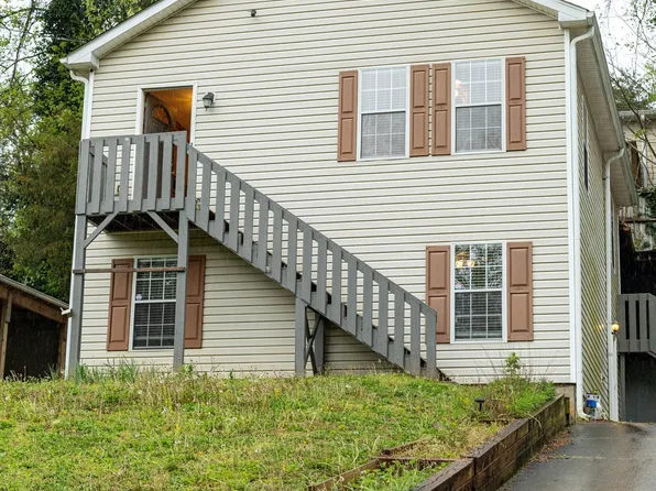 5365 Renault St, Cumming, GA 30041