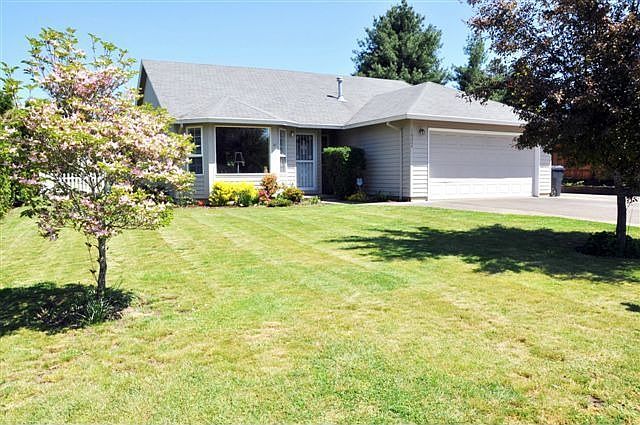 One Level Ranch on 10,000 + sf lot