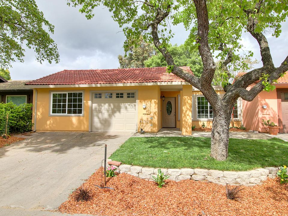 1st image of 257 Aurora Ave