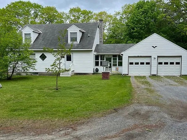 241 Spur Rd, Bennington, VT 05201