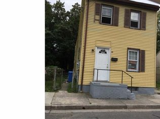 44 Union St, Salem, NJ 08079