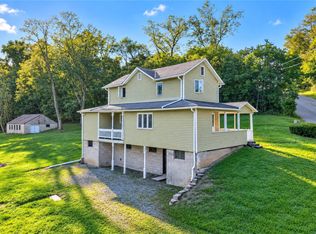 513 Greenhills Rd, Herminie, PA 15637