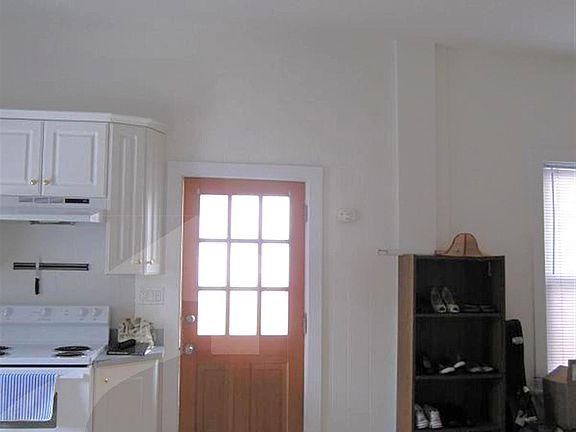4th image of 5 Craigie Cir APT 8