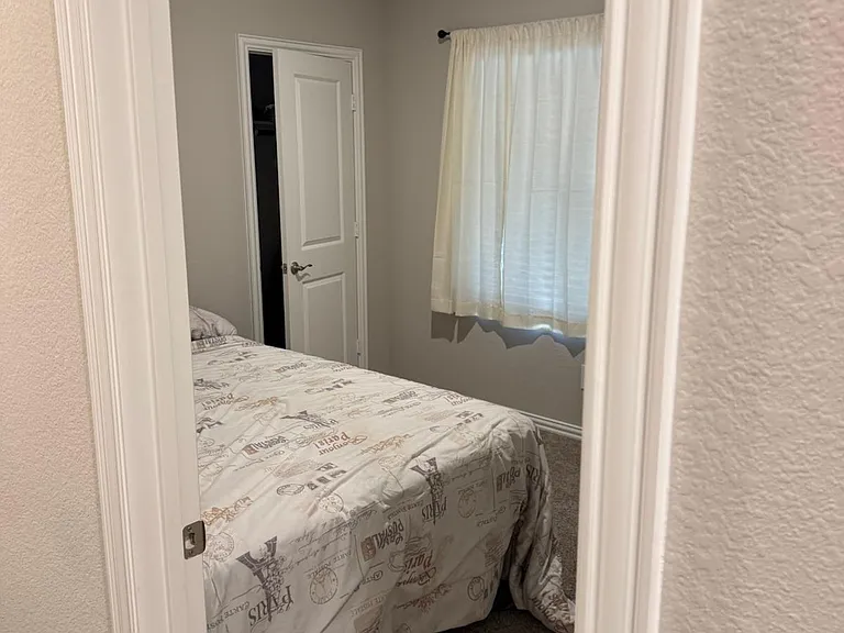 4008 Sandstone Ln — Photo 16
