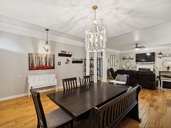 5th image of 150 Maupin Cir