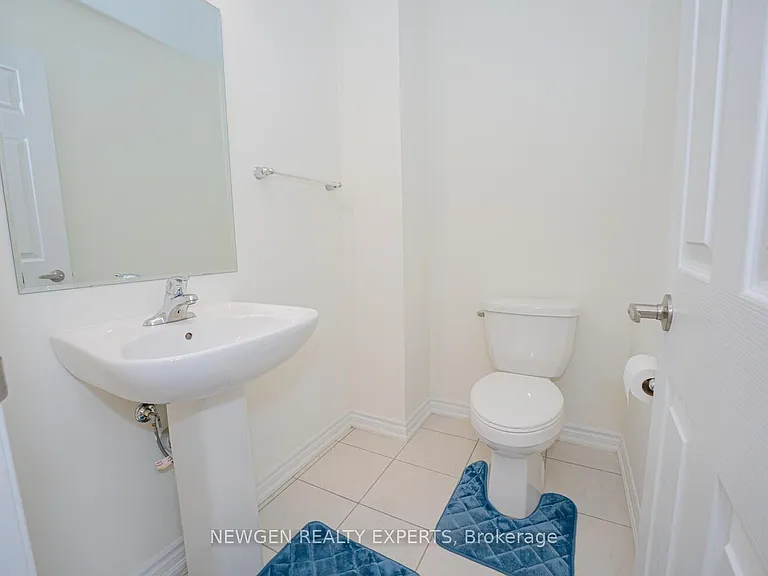 240 Lagerfeld Dr #13 — Photo 17