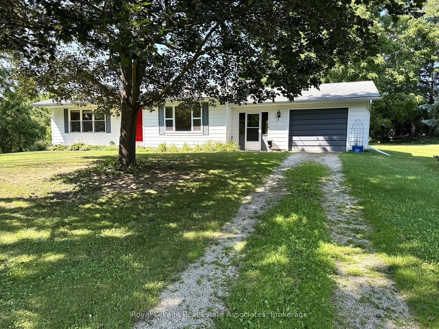 2 bed, $3,000 — Photo 1