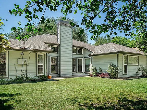 4th image of 7807 Manzano Dr