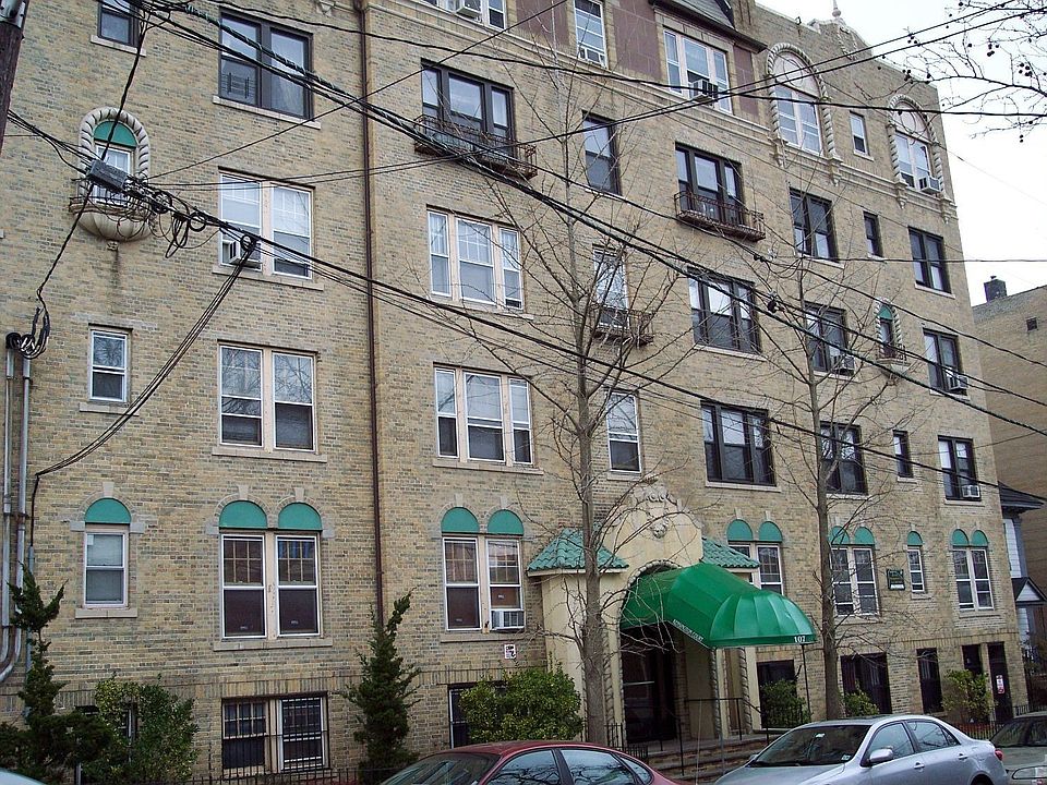 1st image of 107 Kensington Ave #308