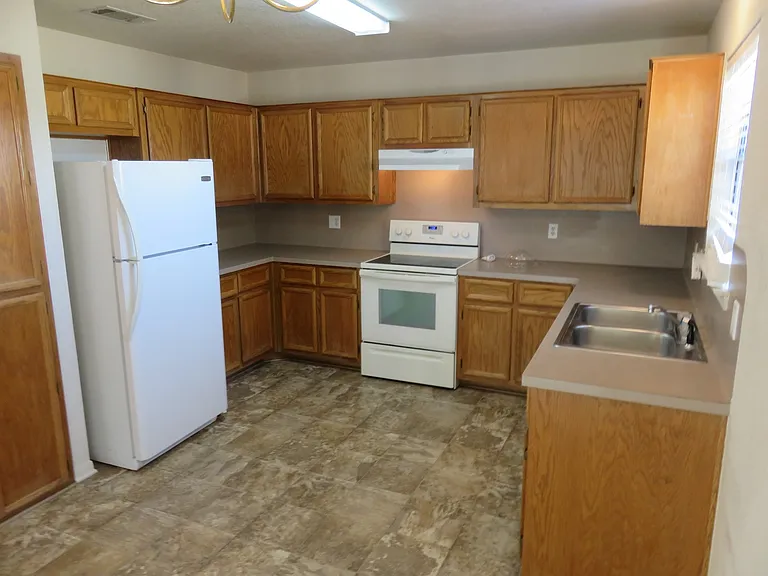 2608 Tortuga Ln — Photo 4