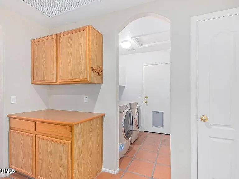 8190 W Behrend Dr — Photo 22