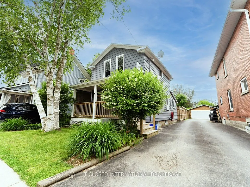 326 Smith St