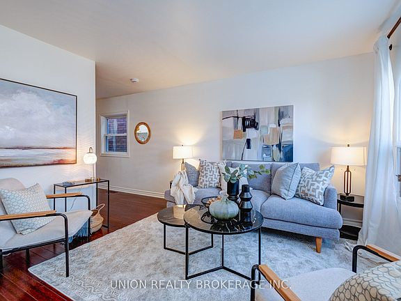 3rd image of 237 Craven Rd