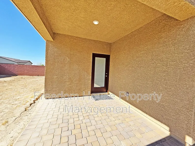 56 Pioneer Range Ave — Photo 47