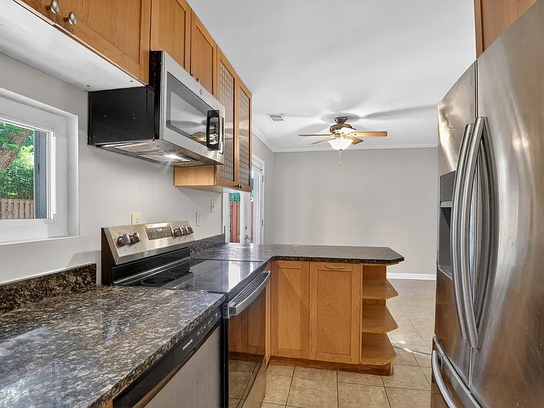 11306 Geddys Ct — Photo 8