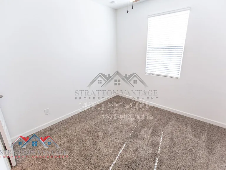 1673 N Wrigley Dr — Photo 6