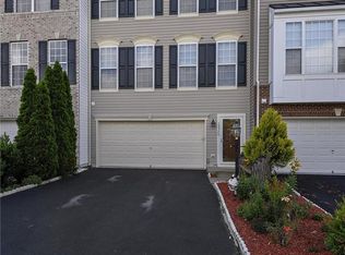15529 Exmore Ct, Woodbridge, VA 22191
