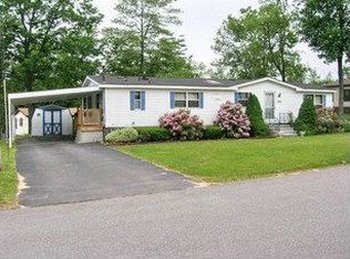 132 Rosewood Dr, Gardner, MA 01440